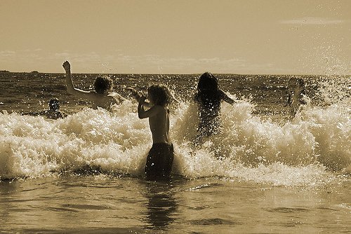 wordpress.P.Morgan.Rissers_surf_swimming_17317_l